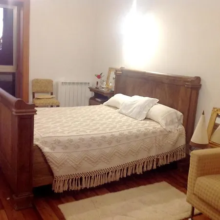 2 Bedrooms House With Furnished Garden And Wifi At 6 Km Away From The Beach בית נופש Guilhabreu